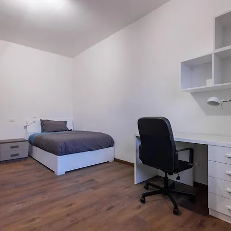Апартаменты Cinzia's House - 5 Minutes From The Metro